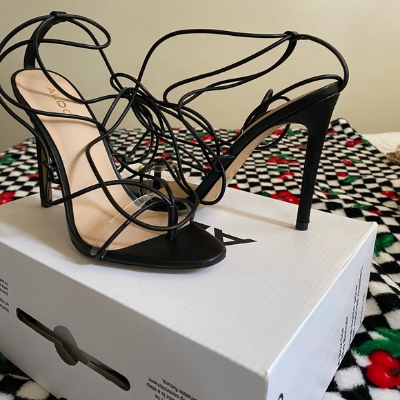 Aldo - Picture 2 of 7